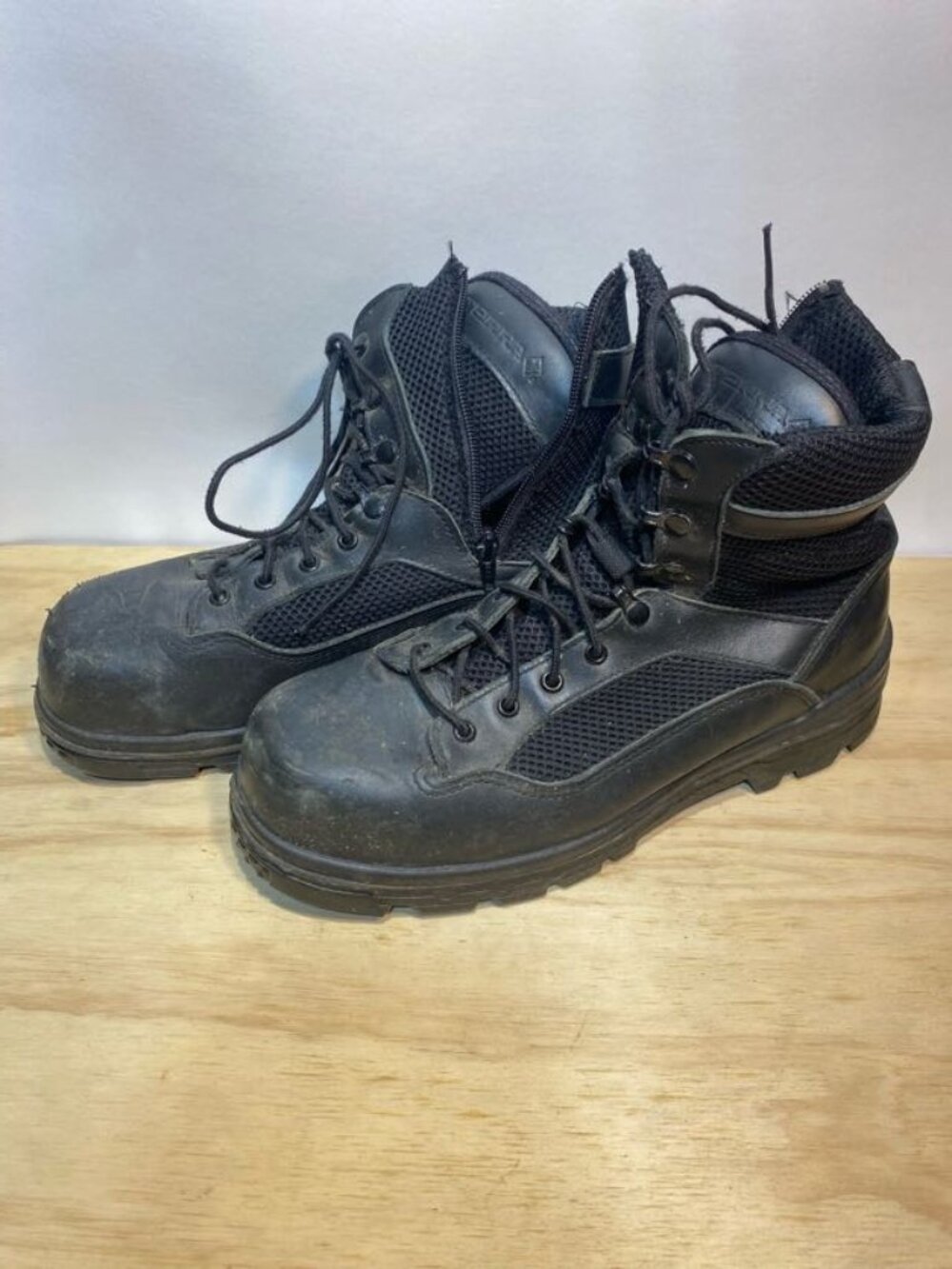 Terra Canadian Navy Hot Weather Safety Boots Size 270/110 US 9.5 CSA Approved
